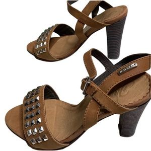 Diesel Tan Leather Studded Strappy Chunky Heels Size 38 or 7.5